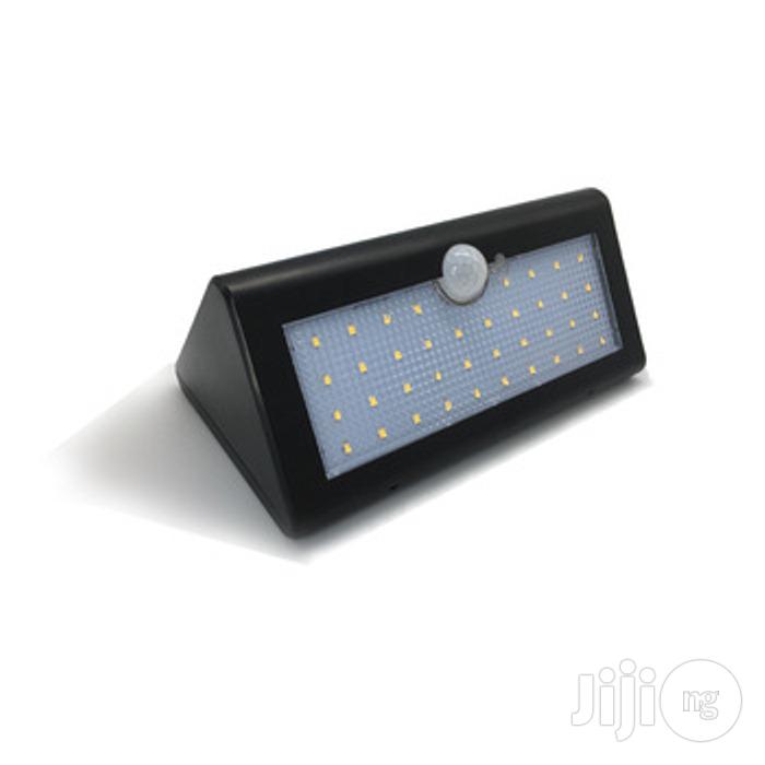 Solar Motion Sensor Light