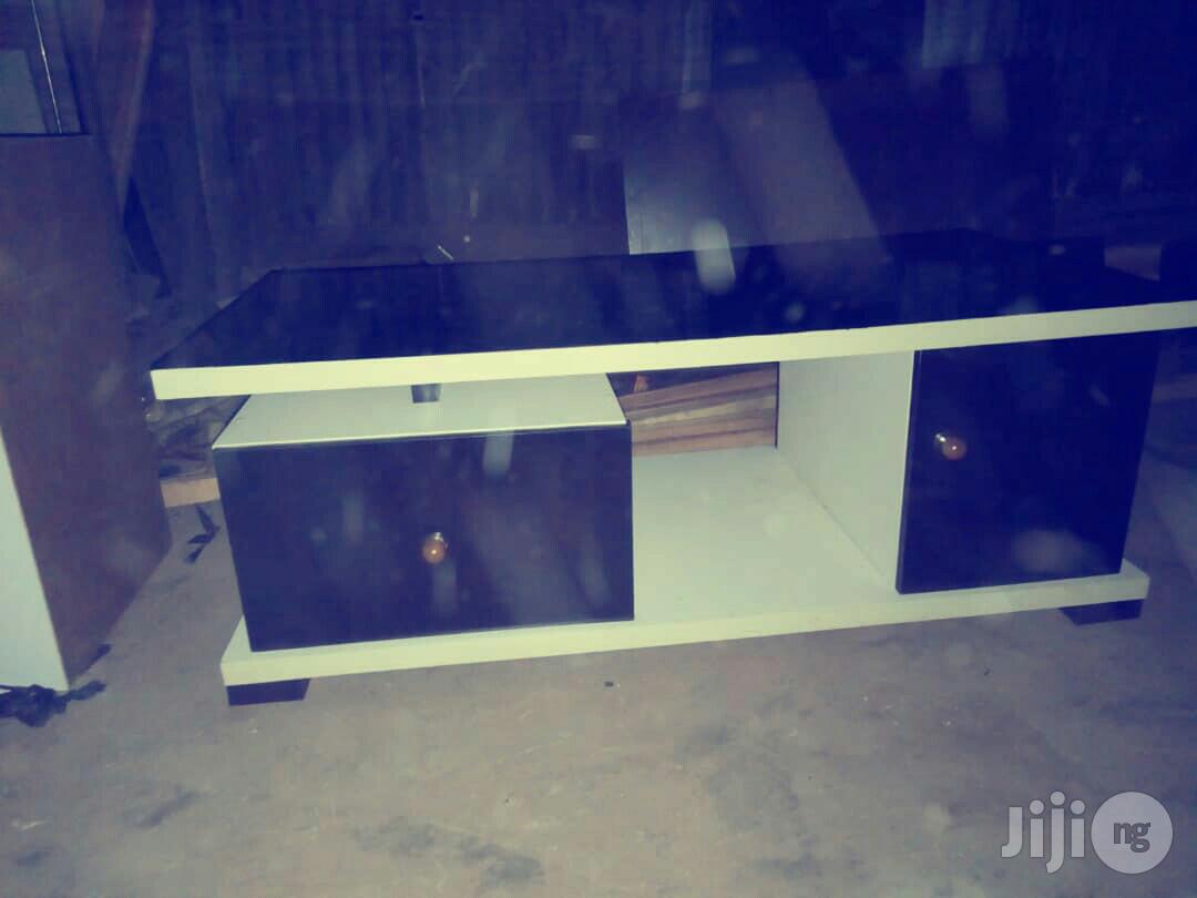 Portable Centre Table