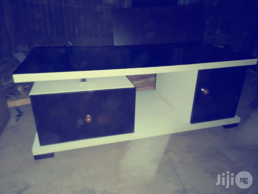 Portable Centre Table