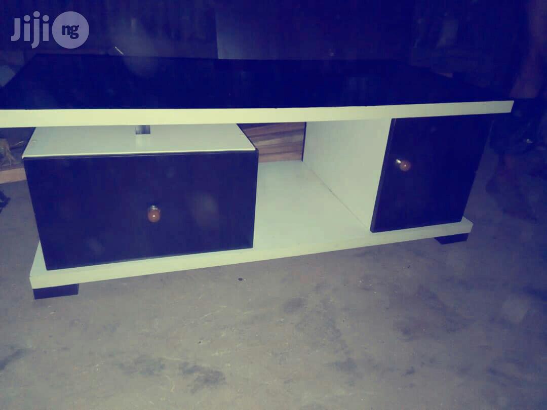 Portable Centre Table