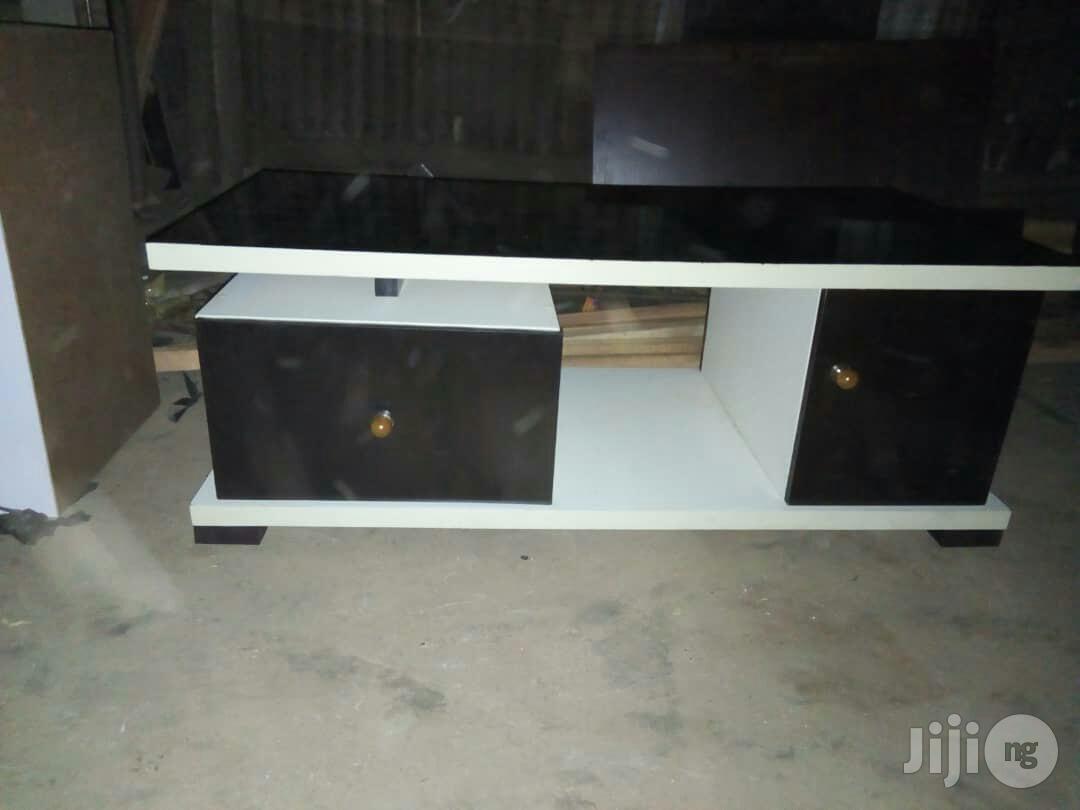 Portable Centre Table