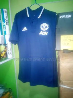 Man U Old Official Jersey