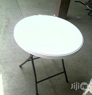 Round Plastic Foldable Table