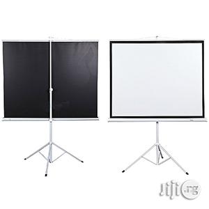 72/72 Tripod Projection Screen