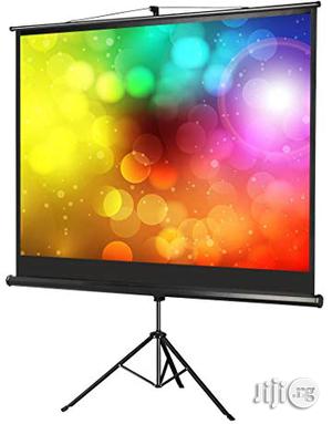 72/72 Tripod Projection Screen