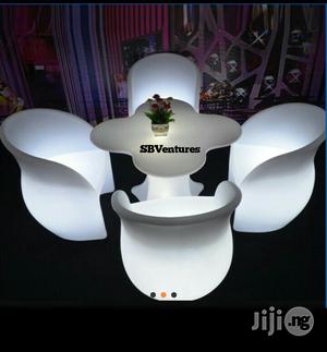 Indoor/Outdoor Dustless Chairs
