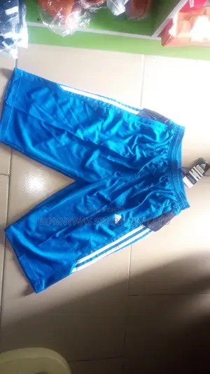 Adidas 3quarter Short At Bonnyway Sports Ltd