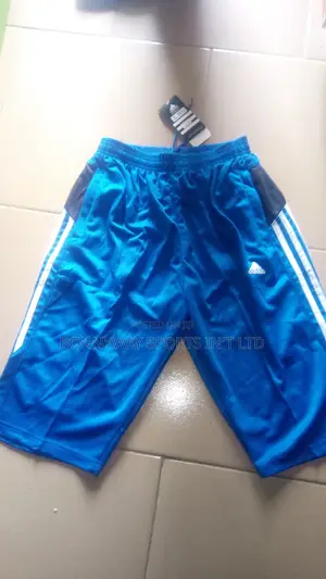 Adidas 3quarter Short At Bonnyway Sports Ltd