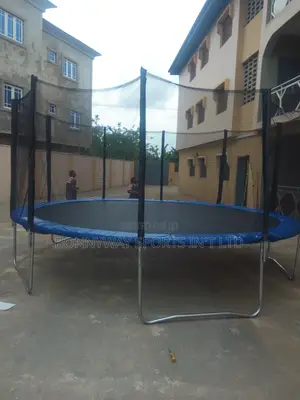 15ft Commercial Trampolin Set With Ladder Nd Covered All Round Net
