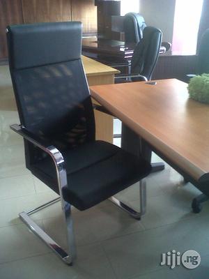 Ergonomic Leather/Mesh Visitor Chair