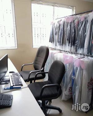 How To Open A Laundry & Dry Cleaning Business