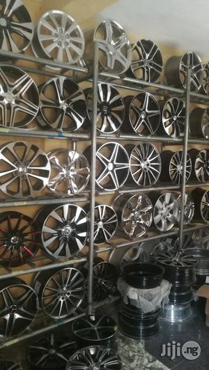 Car Rims And Alloyed Wheels For All Cars