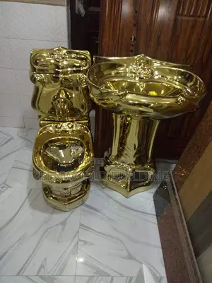 Executive Morden Gold Water Closet Set