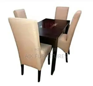 Four Dinning Set