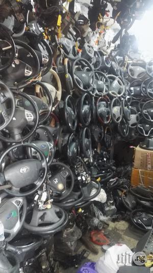 Car Steering Wheels And Airbag