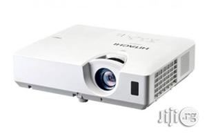 Hitachi 4200 Ansi Lumens Brightness Projector