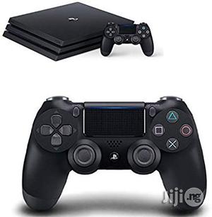 Playstation 4 Pro 1tb Console + Extra Controller Bundle