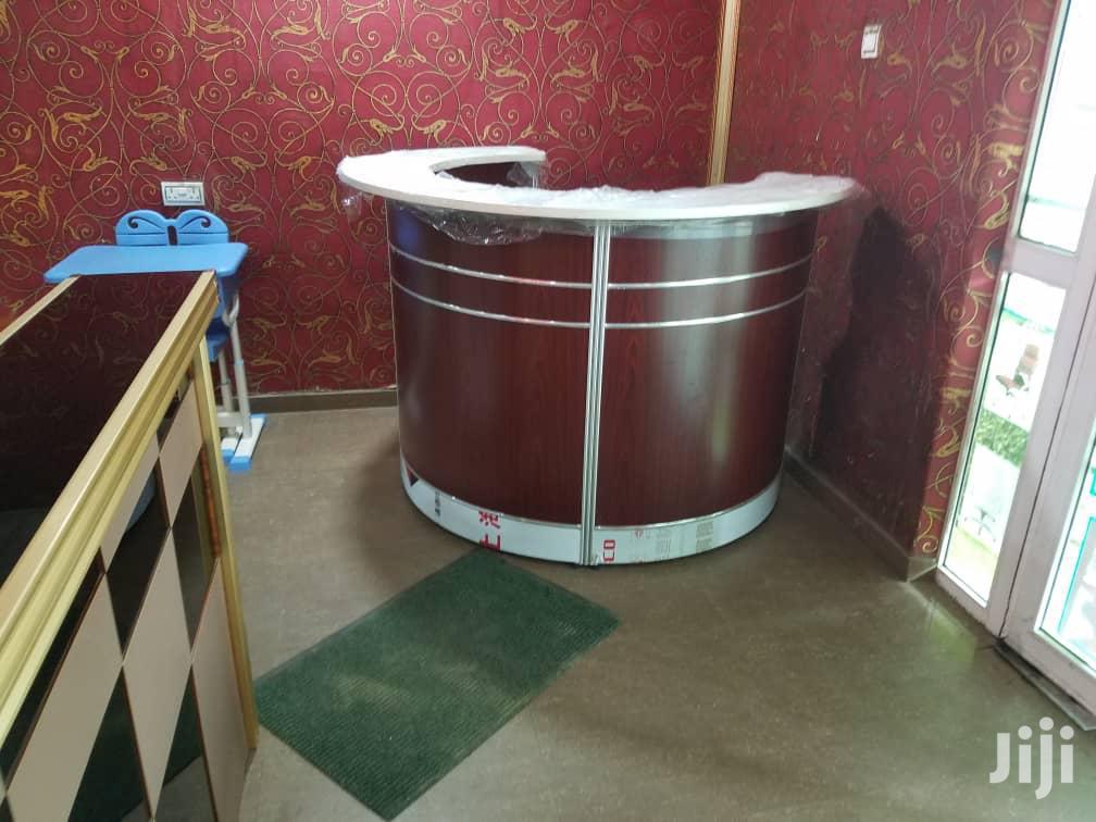 Receptionist Table