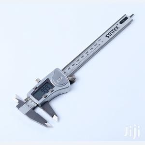 Waterproof Digital Caliper 0-150mm