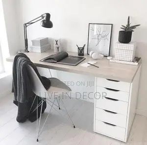 Reading Table