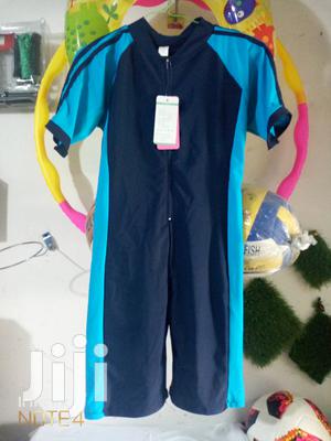 New Shorty Wetsuit for Swimming and Diving