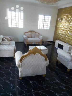Modern 7 Seater Living Room Fabric Made Royal Sofa Chair.