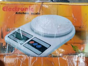 Electronic Kitchen Scale