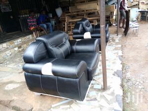 7 Sitters Black With a White Touch Sofas