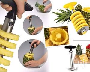 Pineapples Cutter