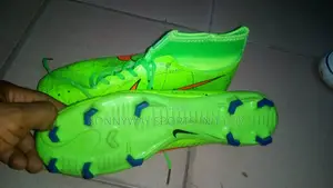 Size 42 Ankle Nike Boot