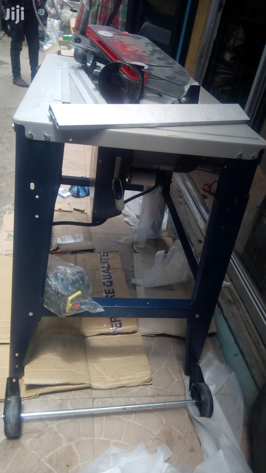 Table Saw Machine