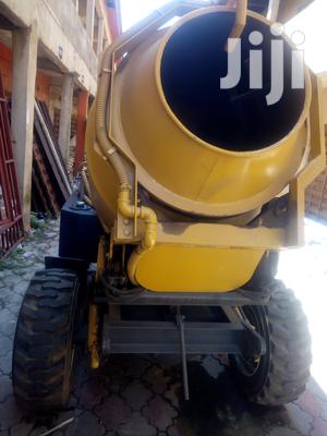 Concrete Miser Motorise Machine