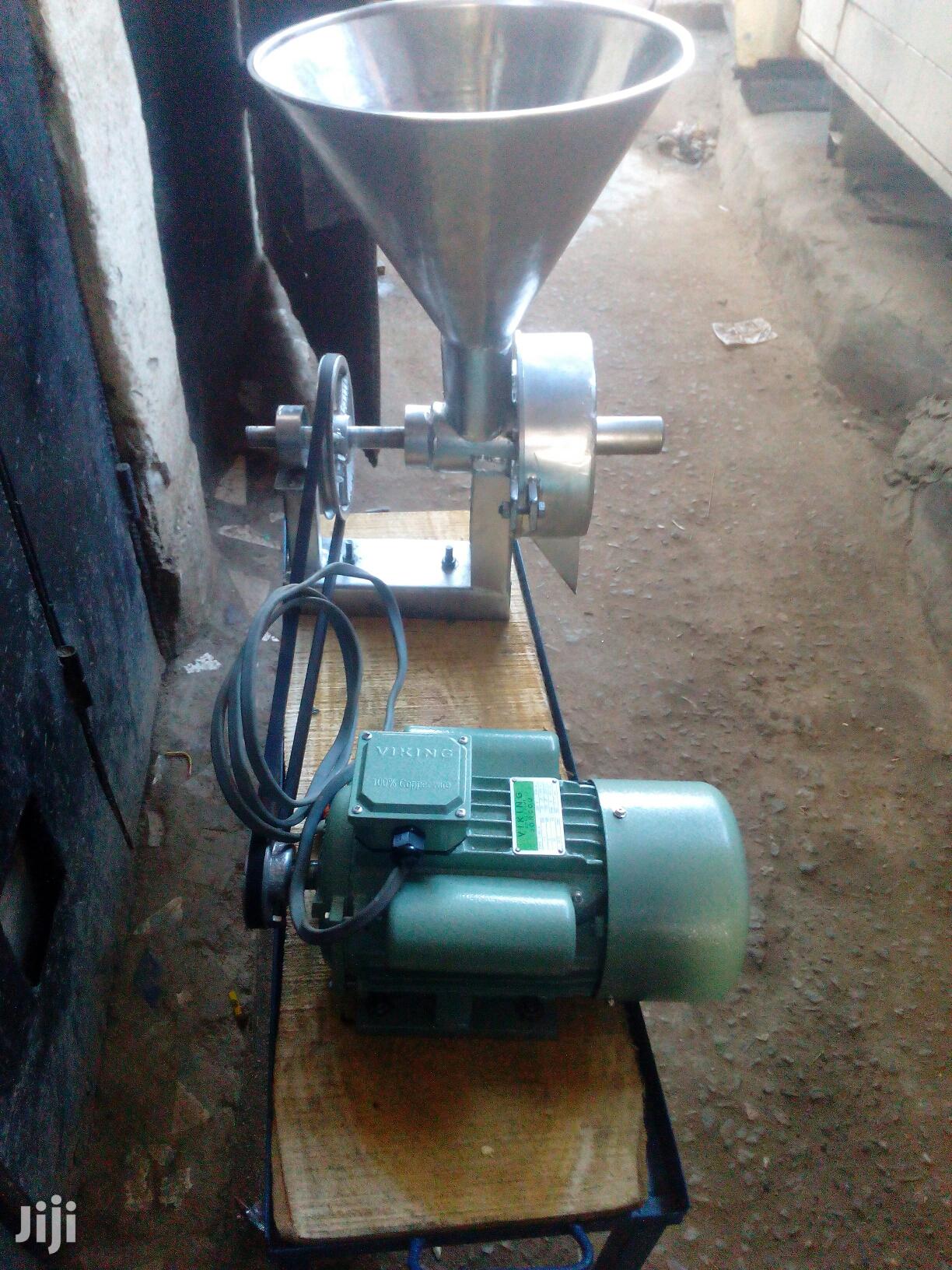 Stainless Grinding Machine