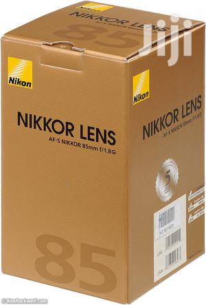 New Nikon 85mm F/1.8g Prime Lens