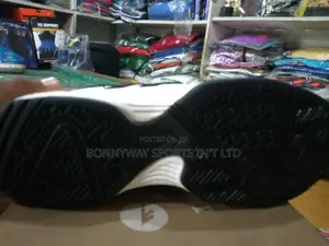 Hi, Tech Size 42 Lawntennis Canvas