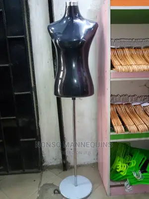 Female Dressform Non Pinnable Display Mannequin
