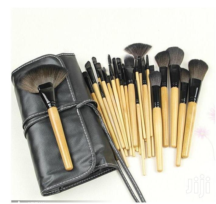Makeup Brush Wooden Black 24pcs Set