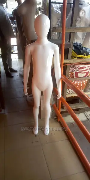Age 10 To 12 Glossy White Children Manneqyin Display New