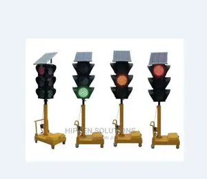 Temporary Solar Traffic Lights By Hiphen