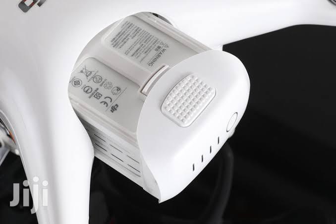 dji phantom 4 pro battery