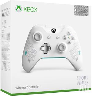 Xbox Wireless Controller - Sport White Special Edition