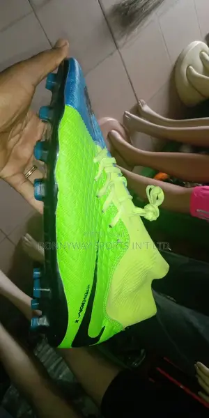 Nike Hypervenom Size 45 Ankle Boot