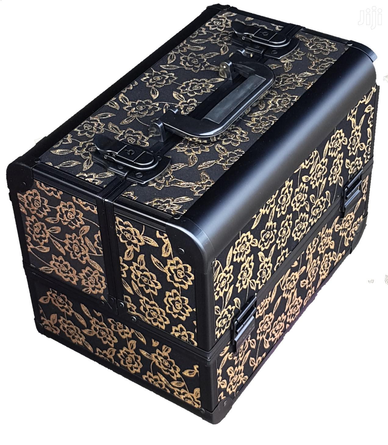 Make Up Box