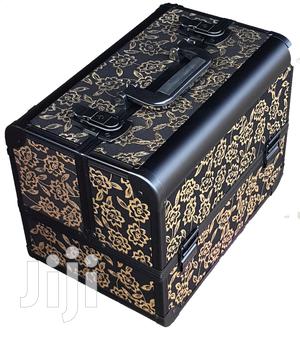 Make Up Box