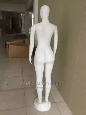 White Plastic Mannikins 5