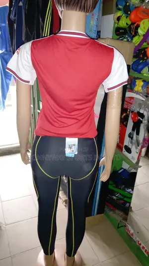 Female Arsenal Jersey With Leggings Tight