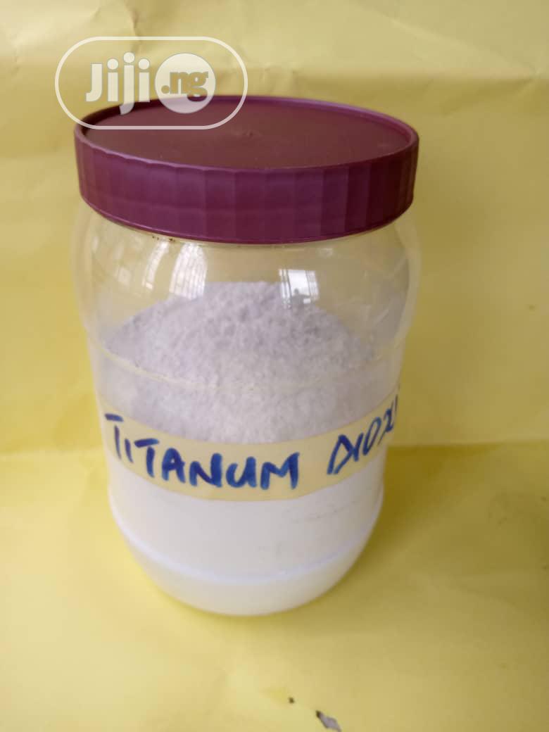 Titanium Dioxide(1kg)