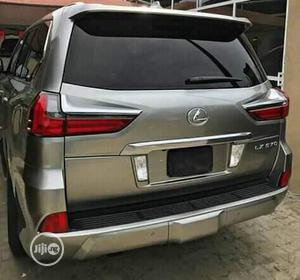 Upgrade of Lexus Lx 570 010 to 2019