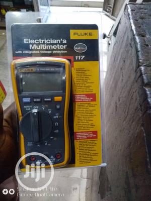 Fluke 117 Multimeter