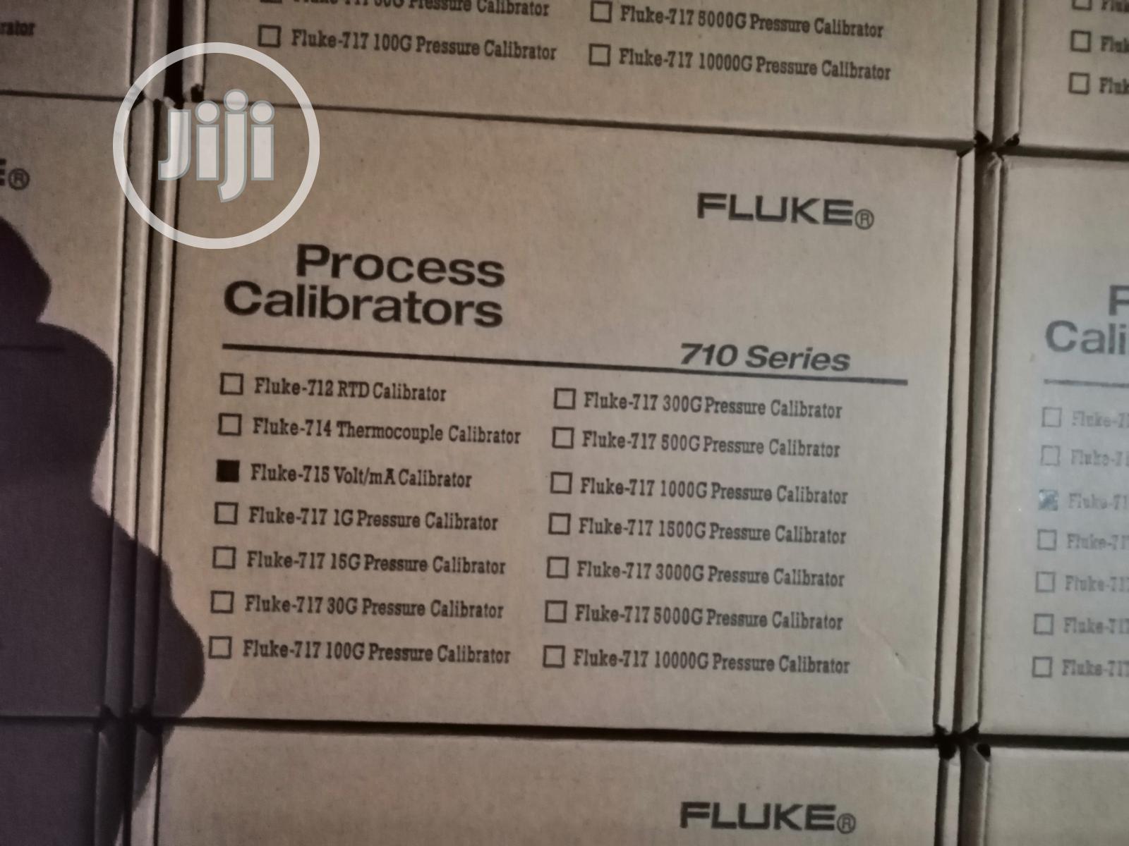 Fluke 715 Volt/Ma Calibrator